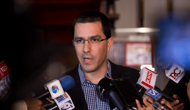 Ministro venezolano: "Ausencia de oposición en elecciones sería irresponsable"