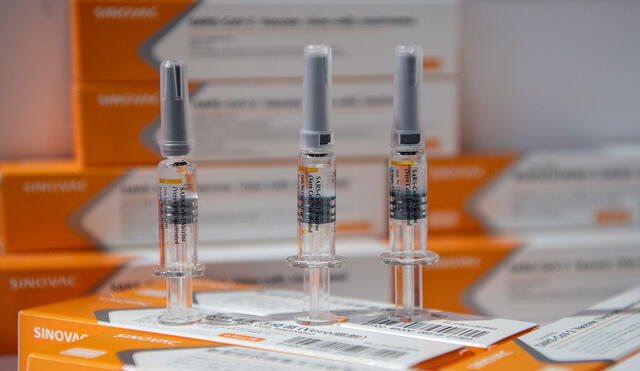 La vacuna de Sinovac contra el coronavirus ya fue sometida a ensayos clínicos en Brasil. Foto: AFP