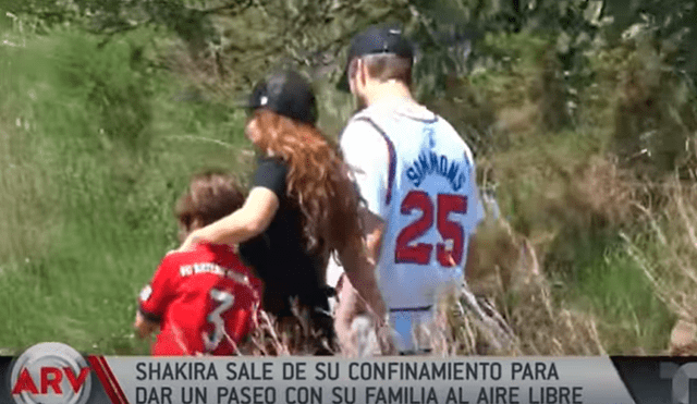 Shakira y Gerard Piqué son criticados por pasear con sus hijos Milan y Sasha sin mascarillas durante pandemia