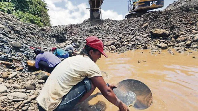 Víctor Cusquisibán: número de mineros ilegales es incalculable en Cajamarca