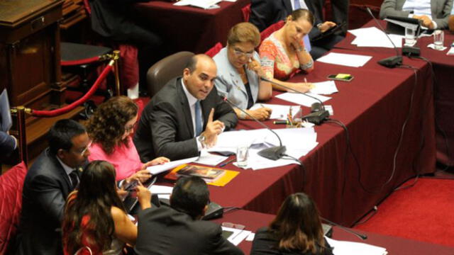 Congreso: ministros Zavala y García se presentan este miércoles ante comisiones