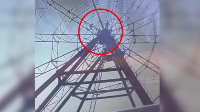 YouTube viral: hombre cae de una rueda de la fortuna por tomarse un selfie