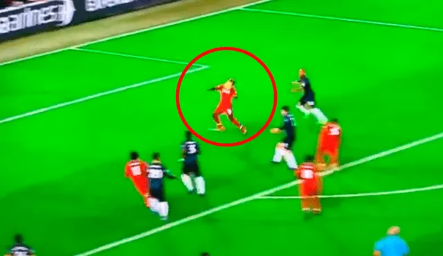 Liverpool vs Manchester United: Mané la paró de pecho y en primera marcó el 1-0 [VIDEO]