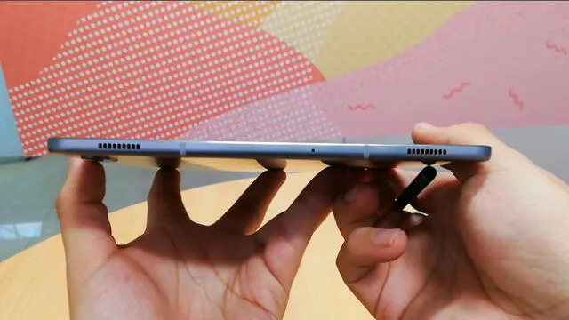 El Galaxy Tab S6 de Samsung tiene cuatro altavoces AKG para una mejor experiencia de sonido. Foto: Daniel Robles