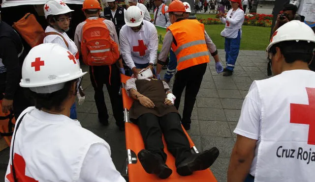 Balance: sismo y tsunami arrojaron ocho ‘muertos’
