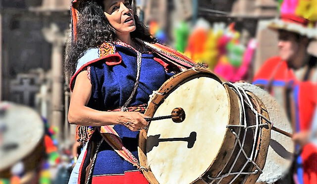 Martika Qorichayna, colombiana. Forma parte de los músicos en el Inti Raymi. Foto: Jazmín Lezama Rivas.