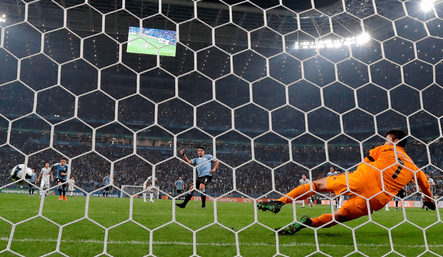 Uruguay vs. Japón: Luis Suárez marcó el 1-1 en el partido por la Copa América 2019. | Foto: EFE