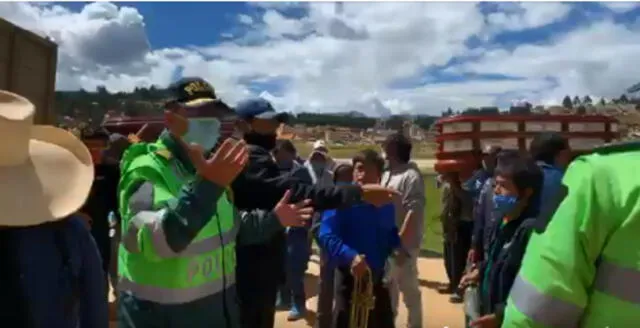 policía dispersa cortejo fúnebre