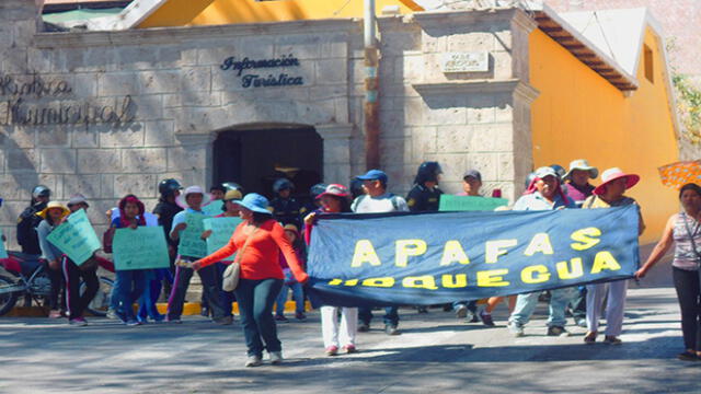 Moquegua: Apafas y alumnos marchan en respaldo a huelga magisterial