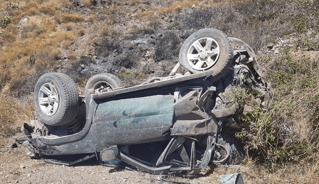 Arequipa: tres escolares fallecen en volcadura de camioneta municipal