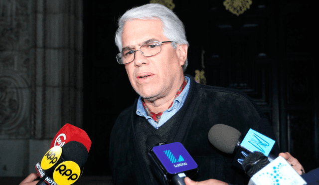 Gino Costa pide que comisión Lava Jato priorice citación a José Chlimper