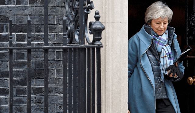 Brexit: Theresa May pide apoyo para reabrir la negociación con la UE