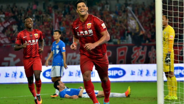El futbolista nacido en Brasil juega en el Shanghai SIPG de la SuperLiga China. Foto: Internet.