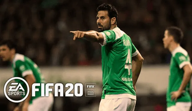Youtuber ficha a Claudio Pizarro en FIFA 20 por 1 euro.
