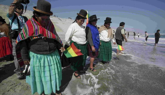 Bolivia mira alternativas para su comercio, tras fallo de La Haya