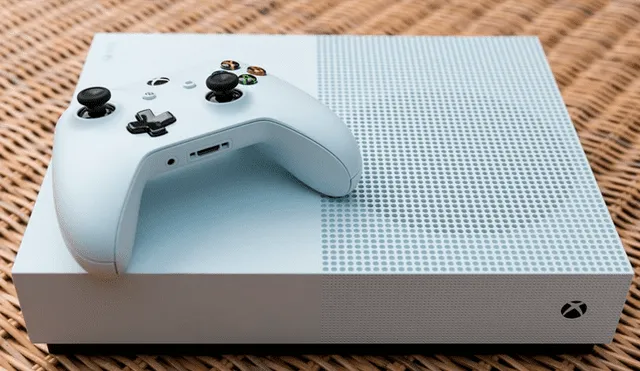 Xbox One le sigue con 34,7%.