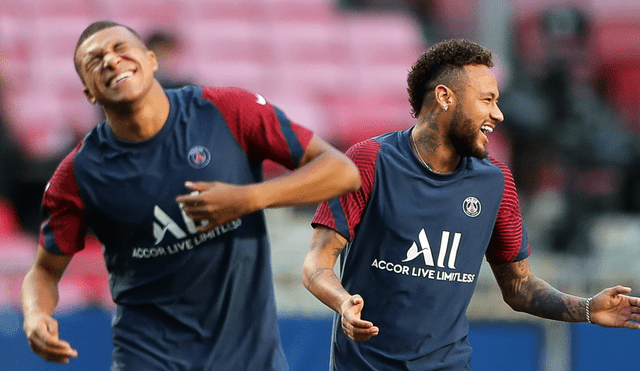 Kylian Mbappe y Neymar tratarán de darle la primera 'orejona' al PSG. Foto: EFE.