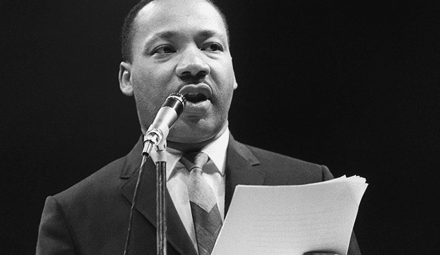 Archivos secretos del FBI vinculan a Martin Luther King con amantes, orgías y un caso de violación