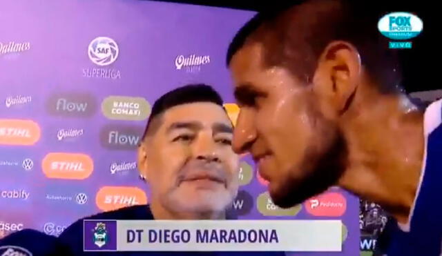 Luis Abram le pidió un beso a Diego Maradona tras finalizar el encuentro. Foto: Fox Sports