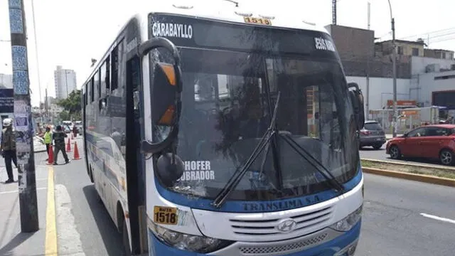 #YoDenuncio: vehículo choca contra poste de luz en Pueblo Libre