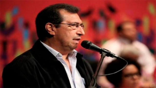 Hermano de Chávez presenta credenciales como embajador de Venezuela en Cuba