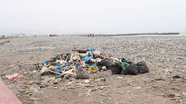 Mar del Callao es uno de los más contaminados de Latinoamérica 