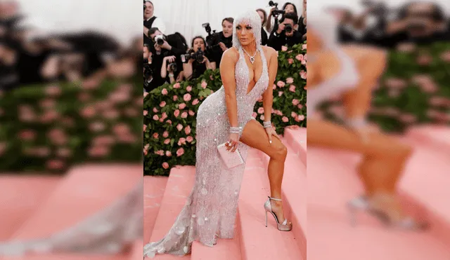 Jennifer Lopez opacó a su novio Alex Rodríguez en la Met Gala 2019 