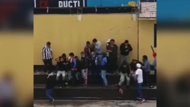 Uno de los internos informó que las demandas eran alimentos y mejor atención médica. Foto: Captura.