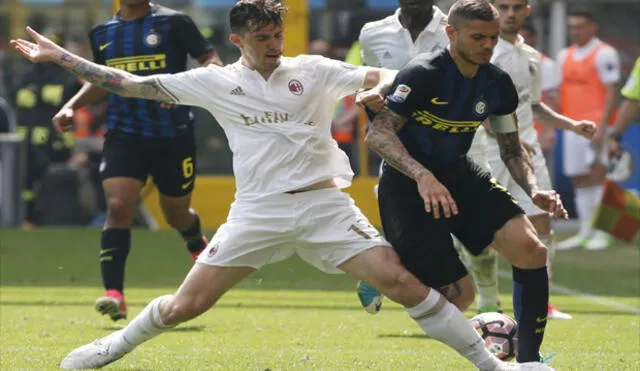 Milán empató 2-2 con el Inter en el último minuto