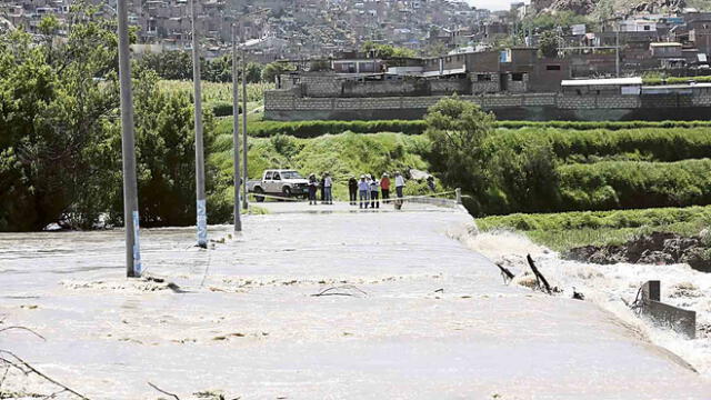 Desborde de ríos causa temor en Arequipa [VIDEO]