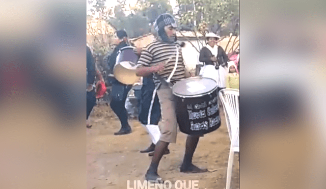 En Facebook se compartió el video viral de 'El Chavo' junto a 'Quico' bailando un pegajoso huayno de Santiago en Huancayo.