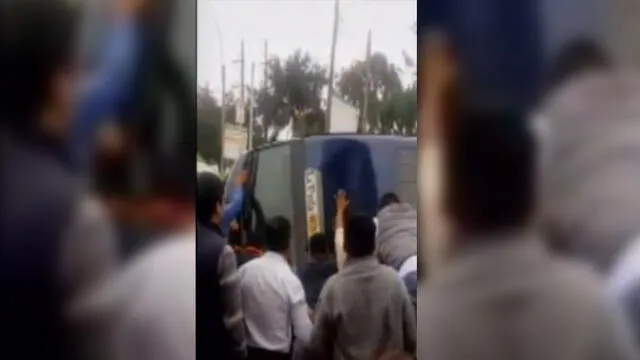 Choque entre combis dejó varios heridos en San Luis [VIDEO]