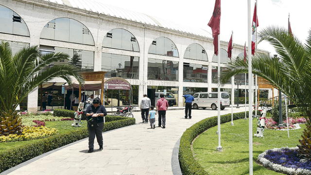 Alcalde de Arequipa nombró de gerentes a quienes le hicieron campaña