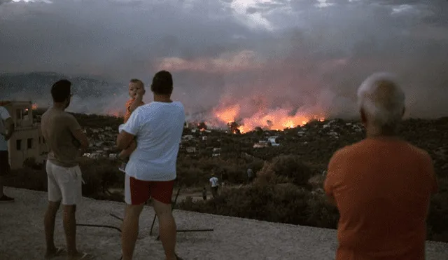 Grecia: hallan a 26 personas abrazadas y calcinadas tras incendio forestal [VIDEO]