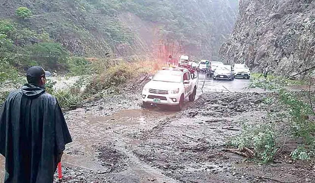 cierre. Huaico afectó carretera interregional de Cusco.