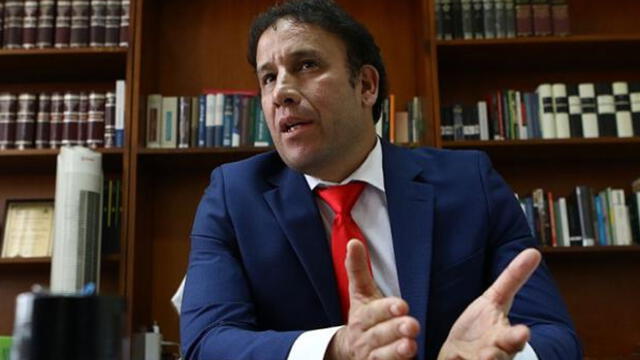 Labor de fiscal Alonso Peña Cabrera amenazaría investigaciones de Lava Jato