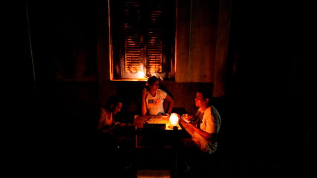 Cuba recorta energía eléctrica para evitar apagones como los de Venezuela