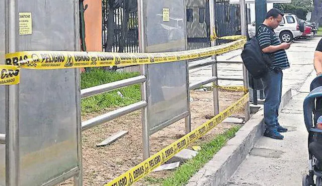 Corredor Azul: retirarán insólitos paraderos instalados por la Municipalidad de Lima