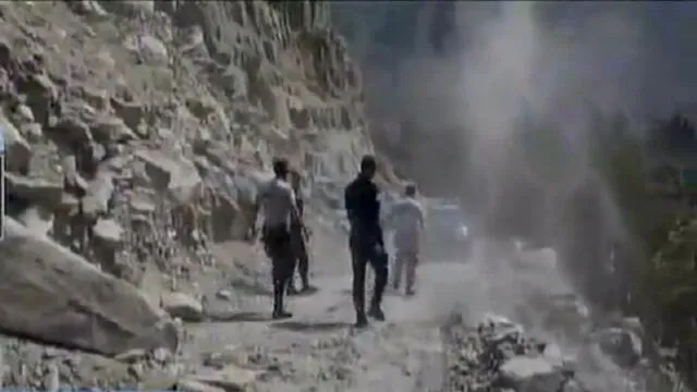 Carretera Cañete-Calango estuvo bloqueada por caída de piedras tras sismo de 5.5 grados