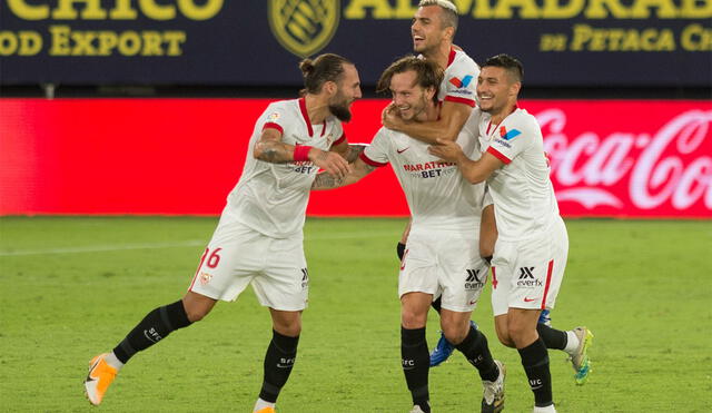 Barcelona y Sevilla se enfrentan este domingo por la fecha 5 de la Liga Santander. | Foto: AFP