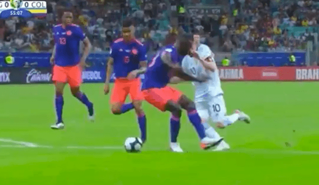 Argentina vs. Colombia: Messi hace una espectacular 'huacha' y casi marca un golazo [VIDEO]