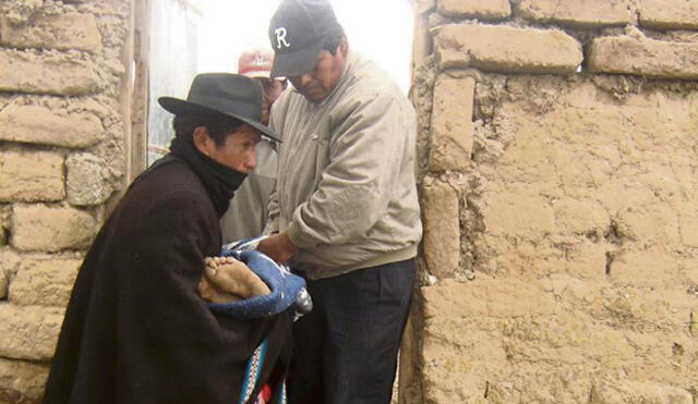 Rayo mata a madre e hijo en zona rural de Puno
