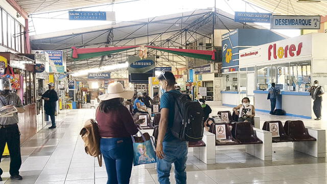 DEMANDA. Terminal en Tacna ofrecía pasajes a Lima.