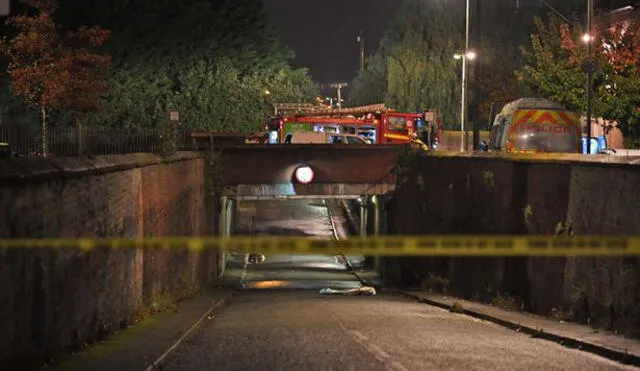 Network Rail, que administra el ferrocarril donde ocurrió la tragedia, dijo que habían lanzado una investigación inmediata.  Foto: Difusión.