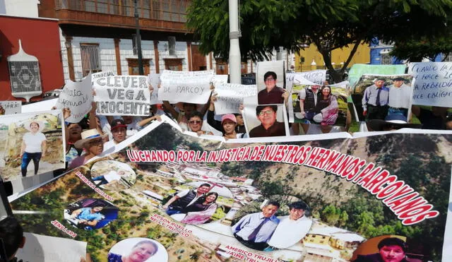 Familiares de mineros artesanales protestan para pedir su liberación