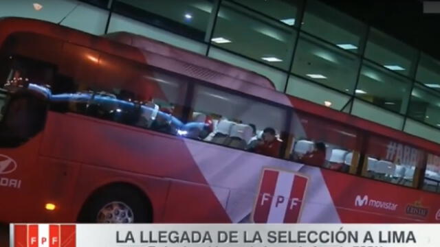 Gran recibimiento de la selección peruana tras su mini gira por Europa [VIDEO]