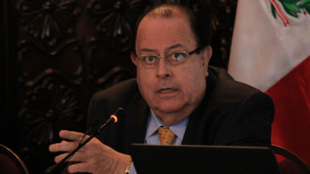 BCR considera “suicidio” que enfrentamiento entre Ejecutivo y Congreso continúe