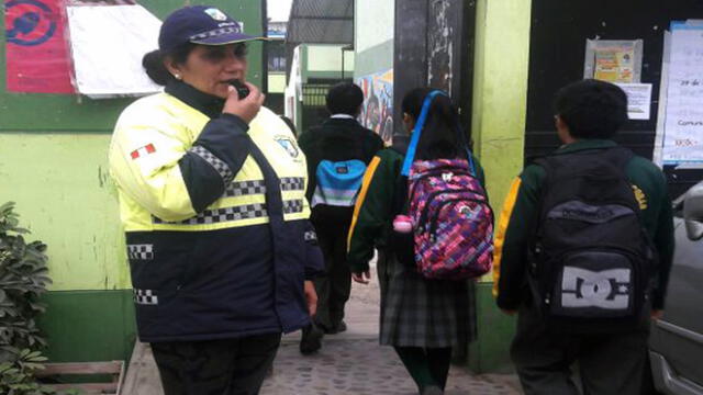 SJM: madres brigadistas vigilarán a estudiantes en puertas de colegios