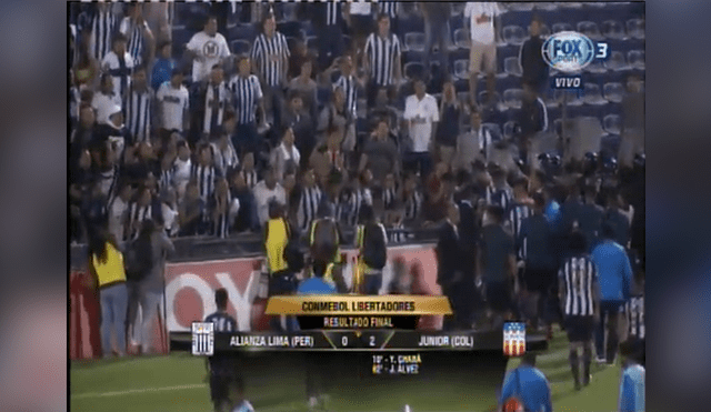 Alianza Lima: el acalorado reclamo de los hinchas tras perder con Junior [VIDEO]