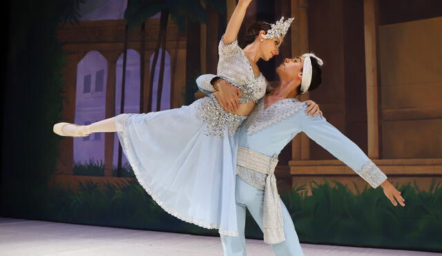Regresa obra de ballet La Bayadera, un relato de amor en la India del siglo XIV 